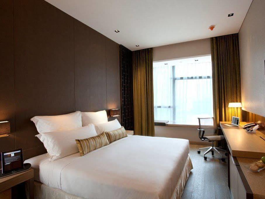 Nina Hotel Kowloon East Hongkong Zewnętrze zdjęcie